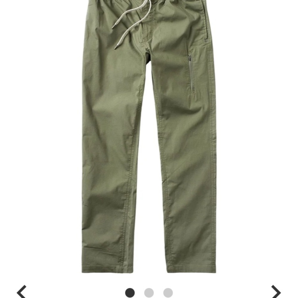 Vuori Brick Red Cargo Jogger Pants with Drawstring SIZE LARGE